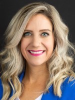 Emily Motto Bottorf headshot